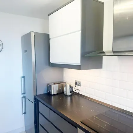 Beautiful 3 Bed Ibensa Sea Views *