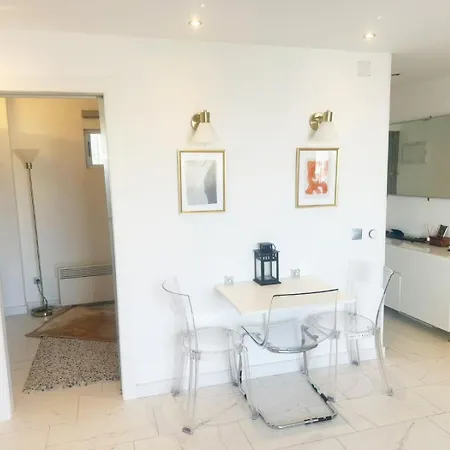 Beautiful 3 Bed Ibensa Sea Views Apartment *